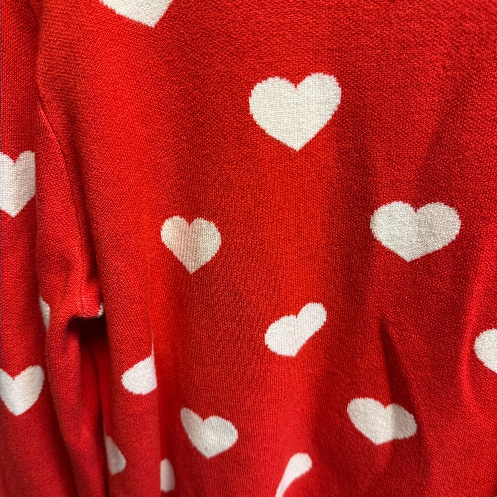 Red Heart Patterned Women's Sweater - Picture 6 of 9